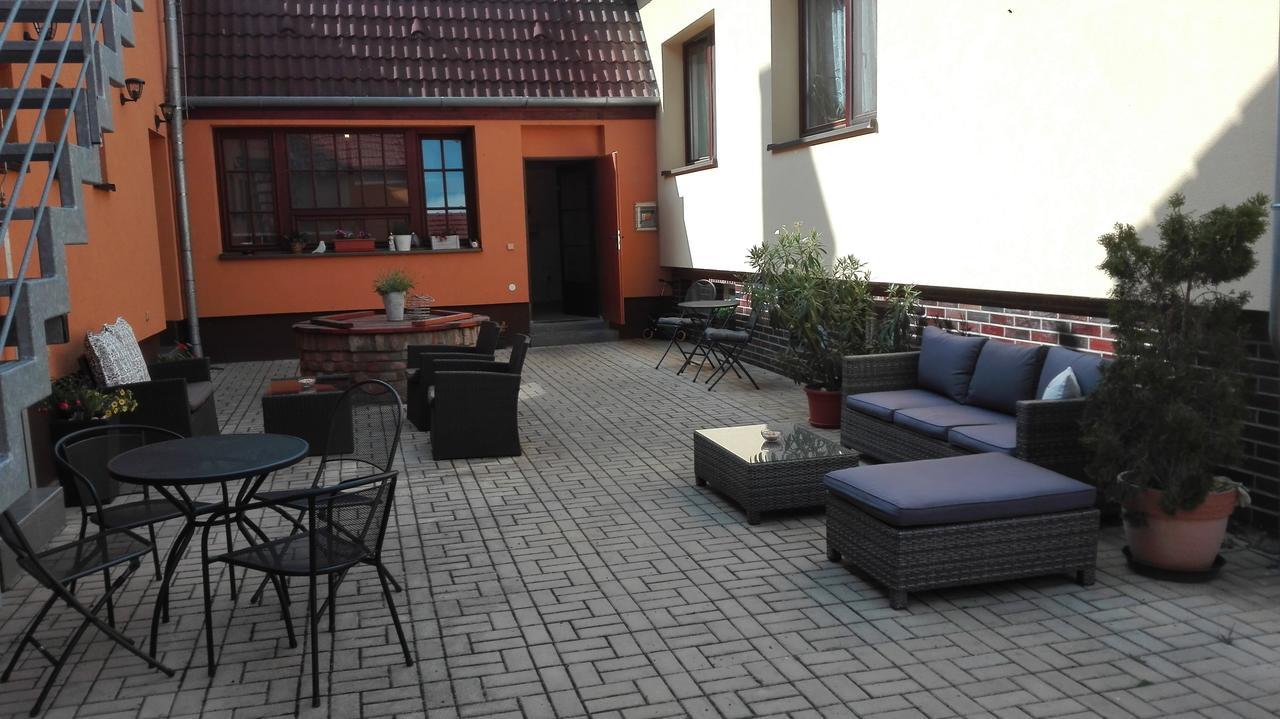 Penzion U Reky Vojkovice  Luaran gambar